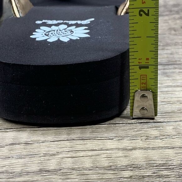 Yellow Box Flip Flops Sz 6.5~Leopard Print Furry Straps Leather "Burst" - Picture 11 of 11